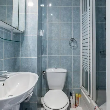 A Cosy 1-bdr In Montparnasse Apartment *